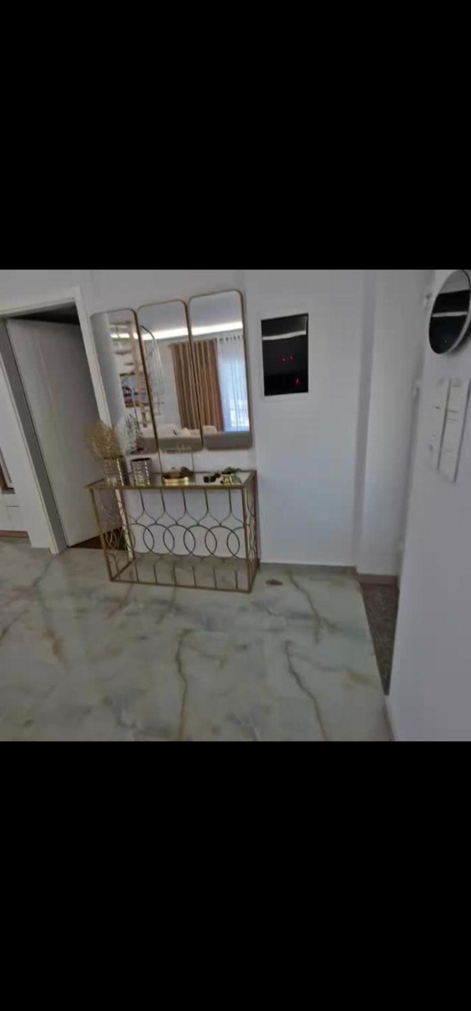 Gjestgiverier Lala Vlorë